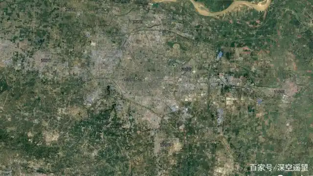卫星地图上的河南郑州,gdp破万亿的中部大城市,城市规划太好看