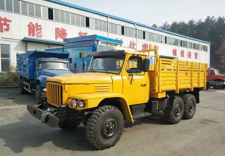 东风eq2082尖头六驱越野卡车(240军车)