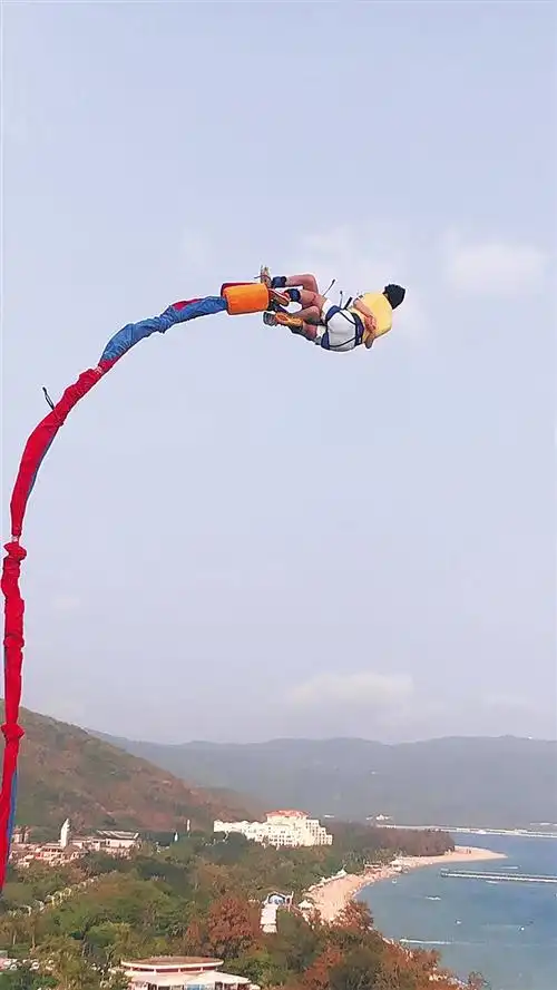 高空跳伞蹦极尾波冲浪火出圈到海南玩极限正当时