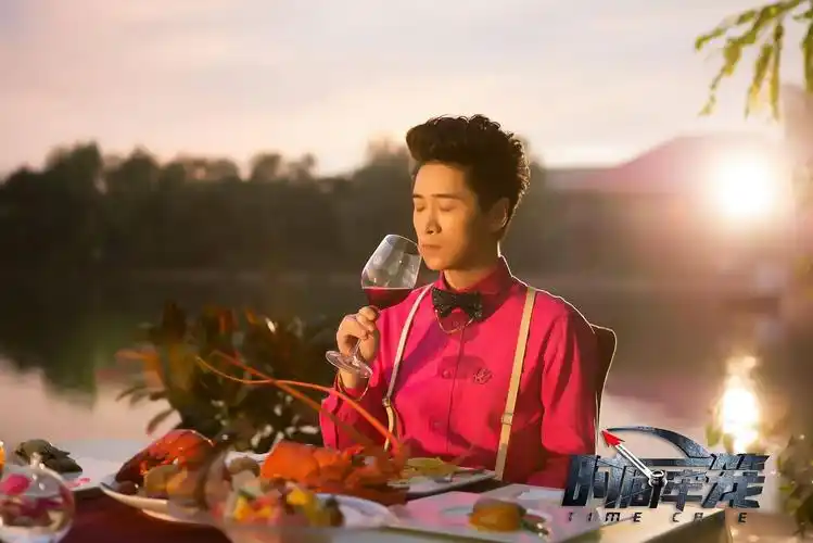 王宁饰演管大伟