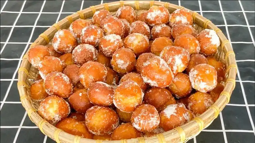 年味将至,五嫂分享一道经典点心—糖枣的做法,外酥里软甜而不腻