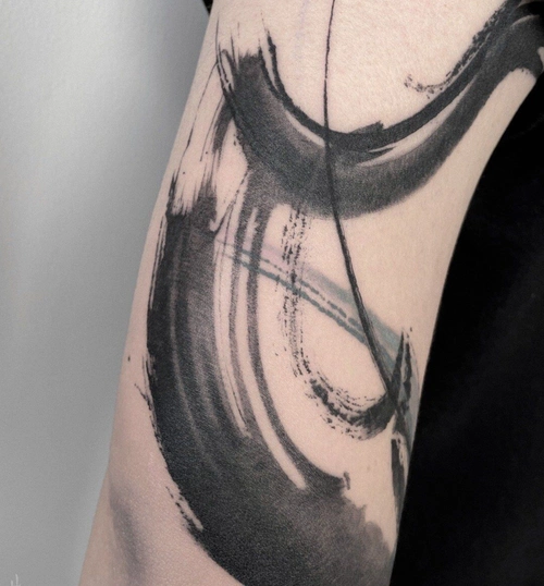 手臂水墨纹身设计个性水墨纹身欣赏4
