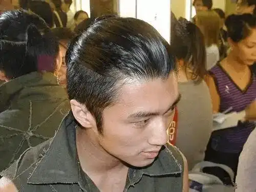 一个月不换衣服,头发油出恶臭,私下的明星真没眼看|杨幂|小s|谢霆锋