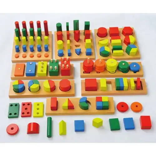 萌宝的孩提时代都在玩的益智玩具