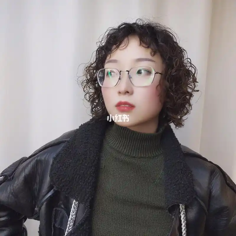 短发羊毛卷泰迪卷泡面卷 短发篇 很多人问我,我头发短适合吗?