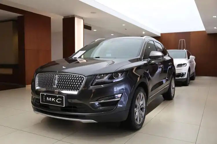 作为国产宝马x1的对手,林肯mkc在科技配置上早已捷足先登.