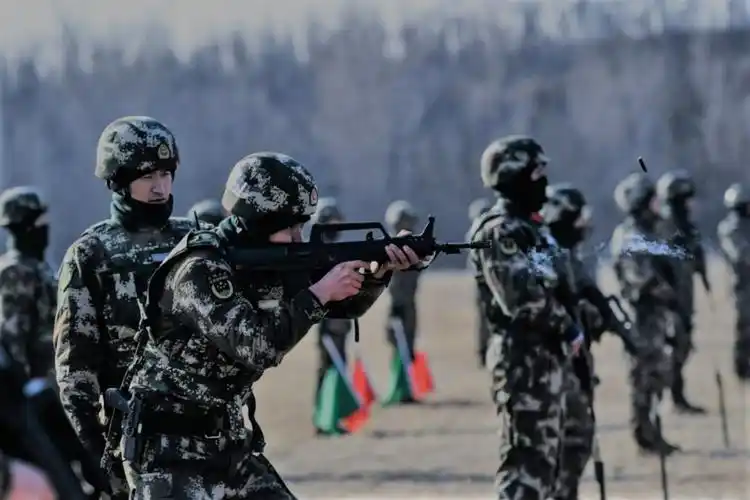 打剩的子弹壳都有哪些妙用?中国军人的无限创意了解一下!