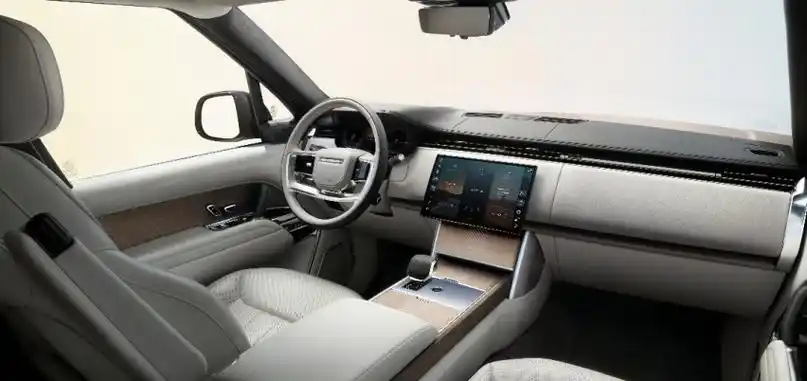 与新能源时代"背道而驰",路虎卫士defender全系上新v8