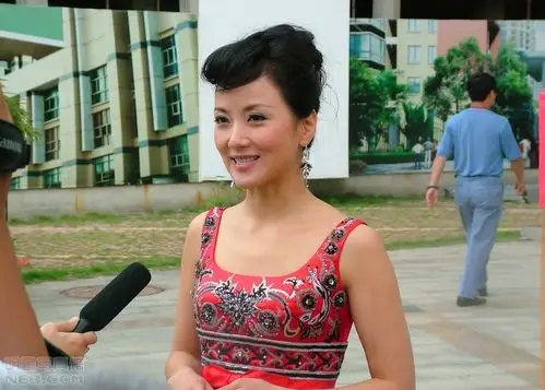 张燕写真图片-自制800x480壁纸.高清大图-明星写真馆n63.com