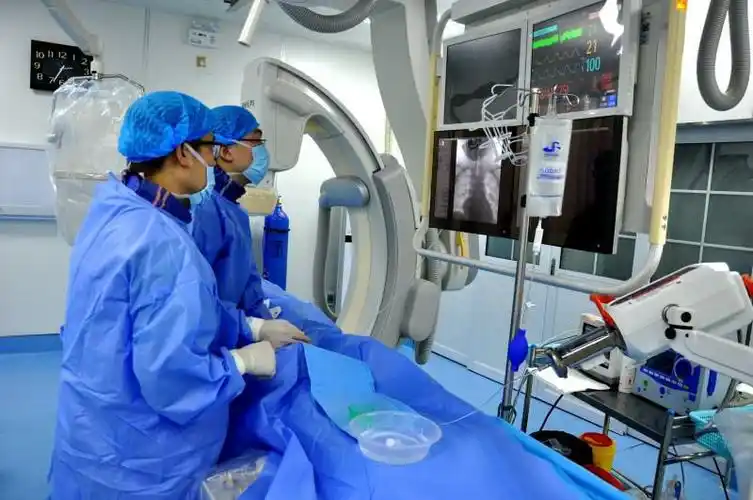 翼城县人民医院首期脑血管介入手术圆满成功