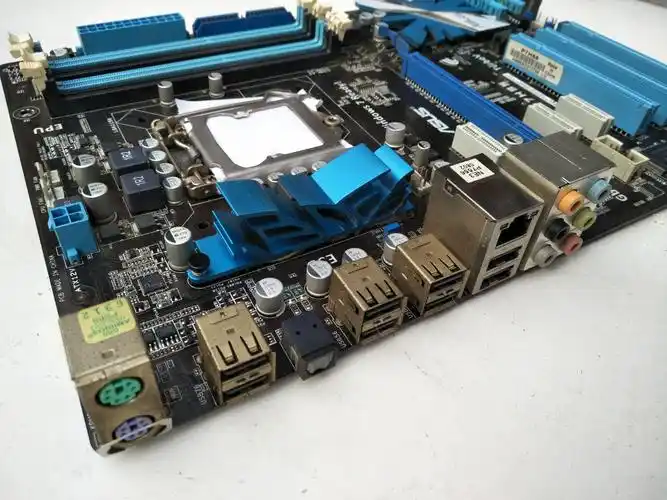 华硕p7h55全固固态h55主板lga1156ddr316gb主板