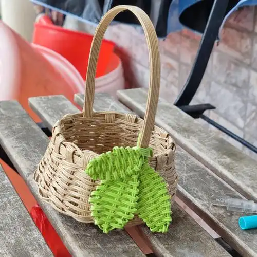 感觉还不错 挺简单的～～~#纯手工纸藤编织  #纸藤编织篮子 #幼师日常