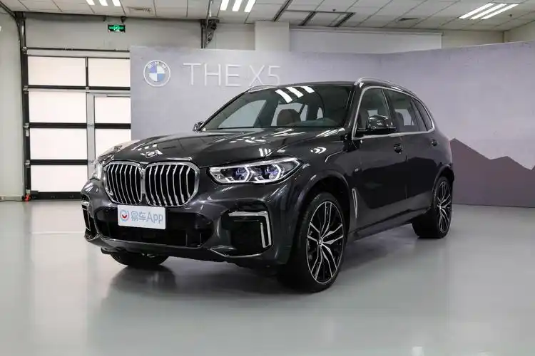 2022款宝马x5xdrive40li尊享型m运动套装