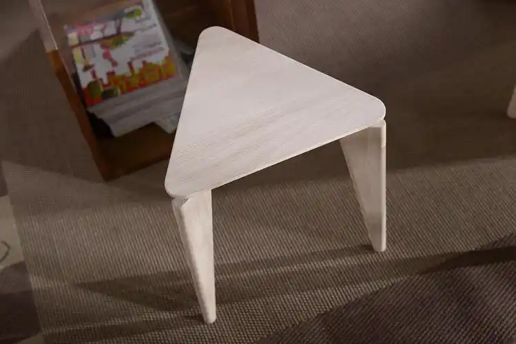 原木·原创·三角凳