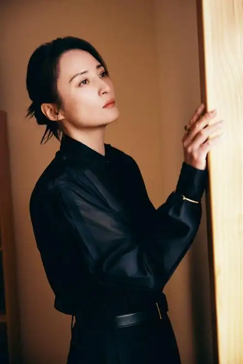 蒋勤勤饰演吴苔花,苔花于草木间绽放,4月3日全国上映.蒋勤勤超话