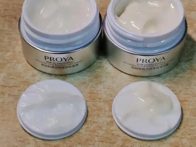 珀莱雅红宝石面霜两款对比