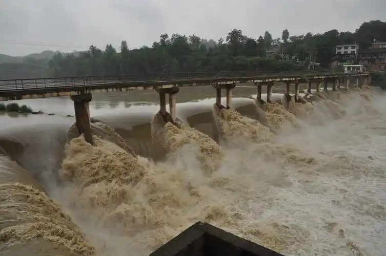 如果梦到了再穷也能变富梦到了穷也能变富