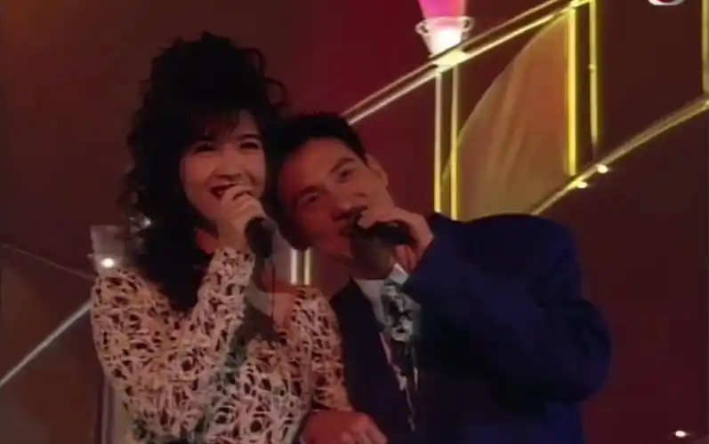 张学友 周慧敏 情网 等你回来 1994年慈善星辉仁济夜 国粤语组合咀对