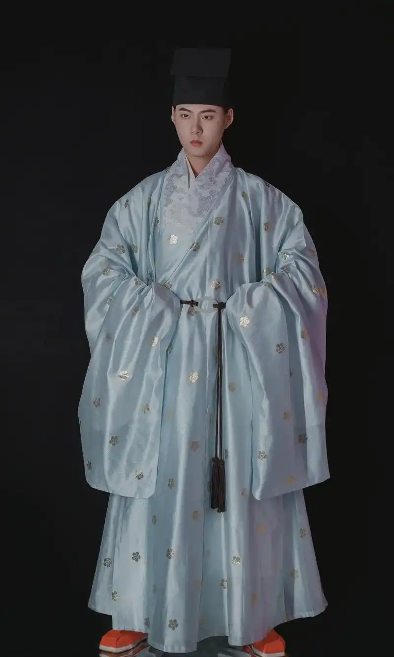 明·灰兰色小金花回字纹道袍.