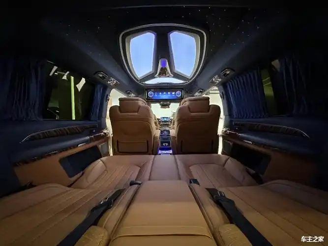 奔驰v260l商务车实拍图片解析奢华无止境