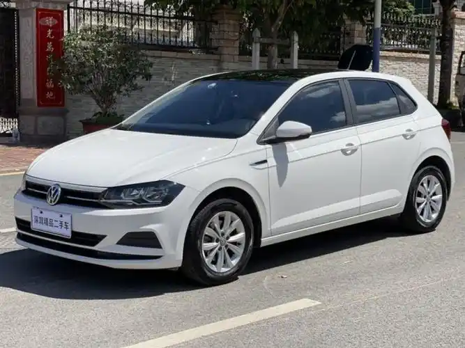 深圳2020年10月大众波罗poloplus15l自动炫彩科技版白色自动档