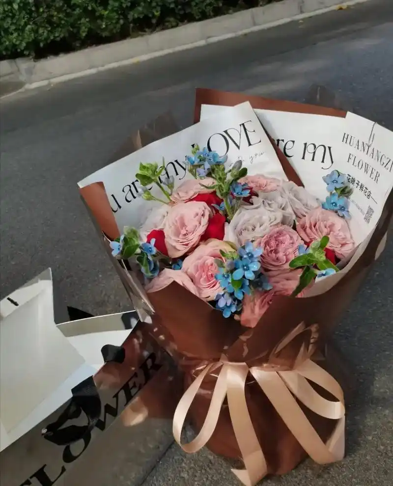 送女朋友的生日鲜花礼物推荐.#创作灵感 听着有点伤感的歌,阴 - 抖音