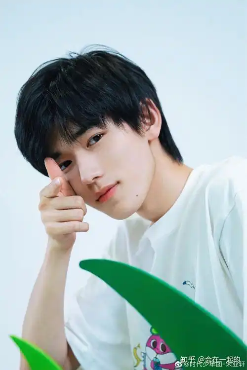 宋亚轩的哪张图让你最惊艳