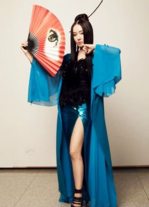 韩流女王李贞贤宣布怀孕孕吐到怀孕中期感叹做母亲辛苦