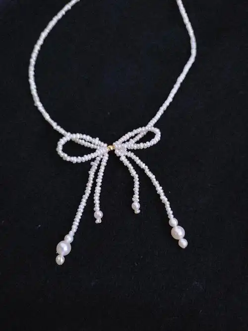 简单的珍珠蝴蝶结项链教程