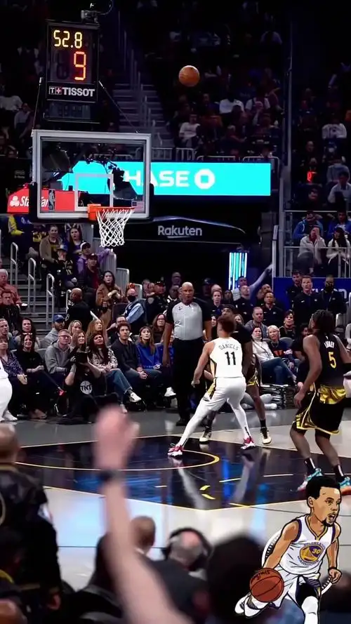 超清慢动作看库里三分投篮,出手真的太快了#库里#铁铁的nba特辑#勇士