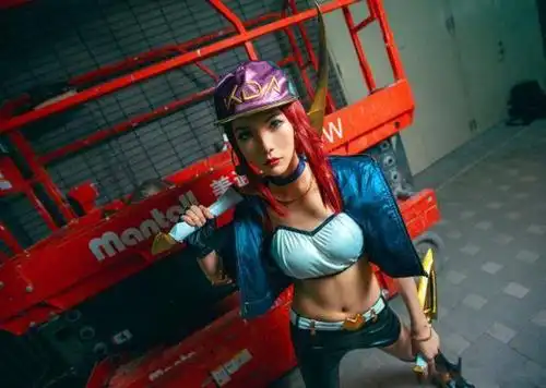 lolkda阿卡丽参上!一血不在话下_目标