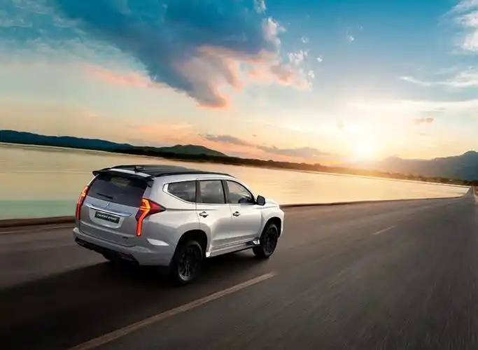 2022款三菱帕杰罗七座gsr旗舰版配超选四驱系统_搜狐汽车_搜狐网