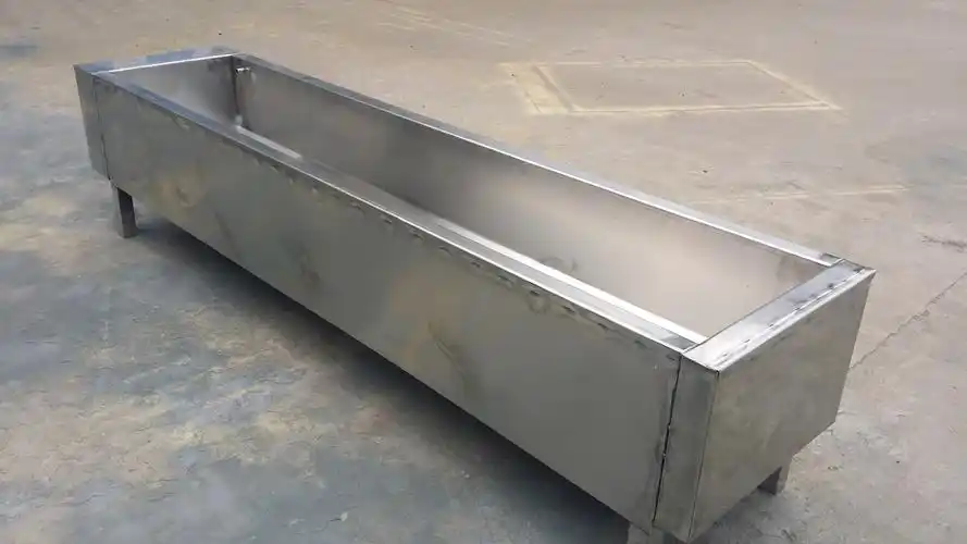 不锈钢自动饮水槽 保温设备