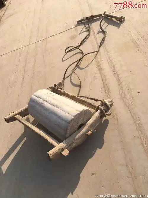 民俗老农具,碾压小麦的石滚一套.完整,正常使用.