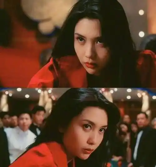 港片史上,邱淑贞一定有单独的一页,"邱淑贞咬扑克牌"是港风美女绝唱
