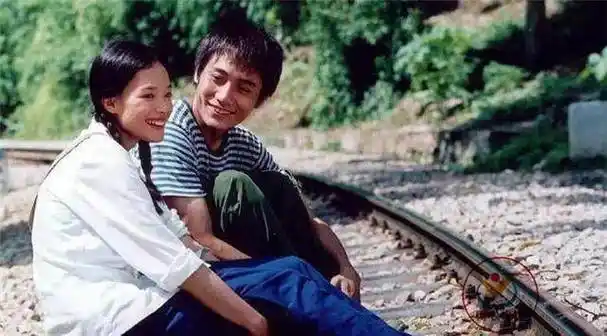 沉沦的爱情故事,vicky和豪豪之间的纠结拧巴以及和捷哥的那种朦胧暧昧