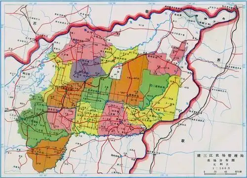 根据地处中国版图最东北角,地处黑龙江佳木斯市东侧的建三江垦区内的