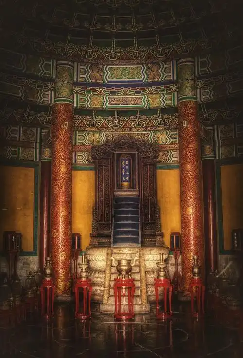 北京天坛皇穹宇内部