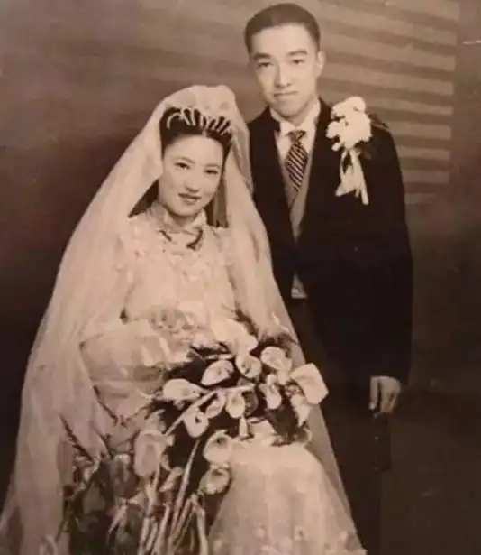 盛宣怀之子盛恩颐,贪女色迷豪赌败光亿万家产,晚年饿死家门口