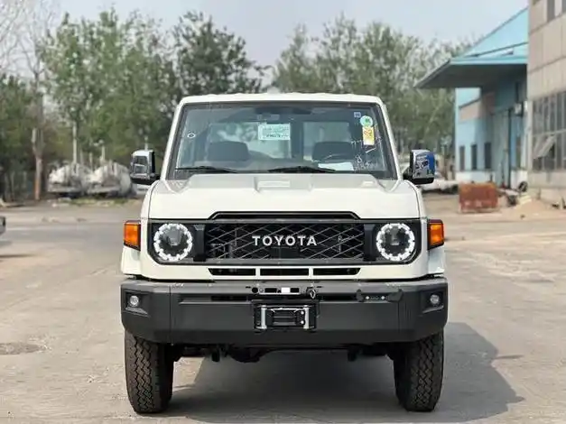 全新丰田陆巡lc71火爆销售降价促销 优惠万元实惠到家