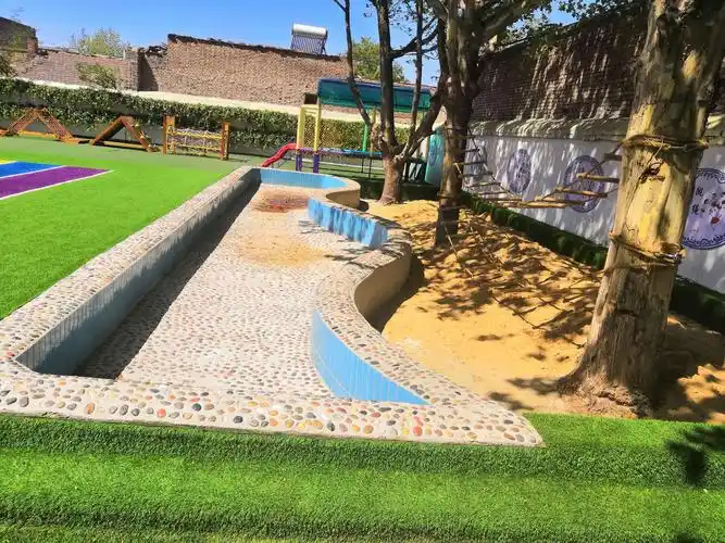 沙池与嬉水池的改造完成