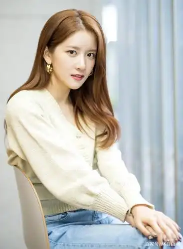 宇宙少女队长秋昭贞(exy)依旧甜美可爱