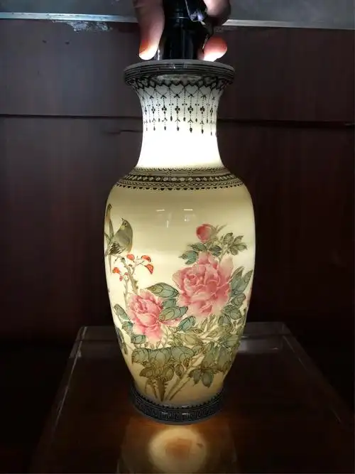 景德镇兄弟瓷行567精品交流群2018年第137期拍品于11月2号晚上八点