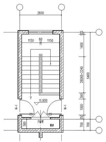 楼梯间顶层平面图