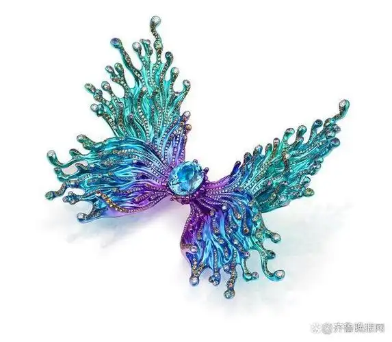 闪耀欧洲百年高级珠宝殿堂的华人珠宝设计师 wallis hong 紫晨