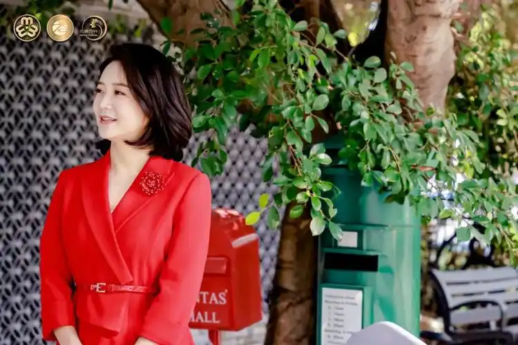 大湾区女性论坛|艾诚:艾问千人后明白的10个道理_同花顺圈子