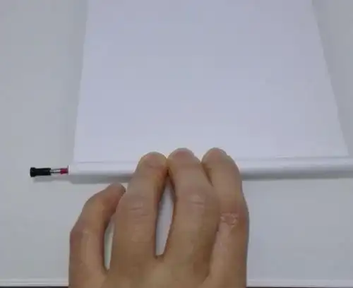 彩纸卷笔制作方法