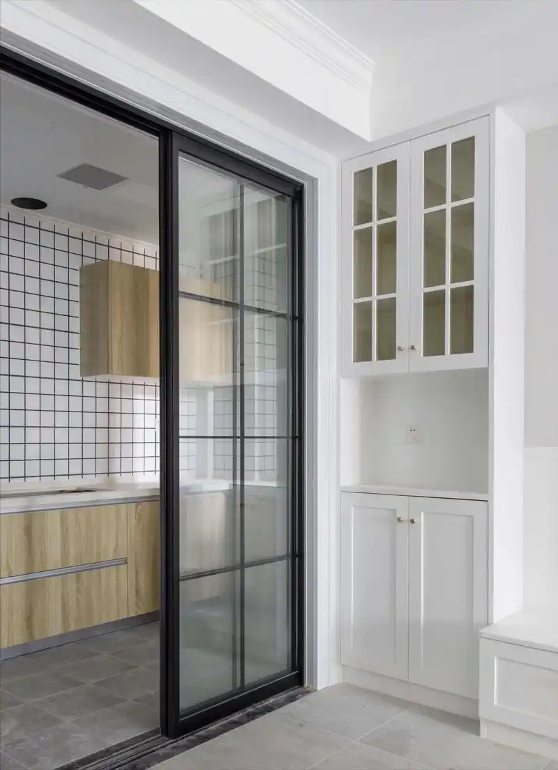 厨房推拉门选地轨还是吊轨?选错哭都没地哭,白白花了冤枉钱