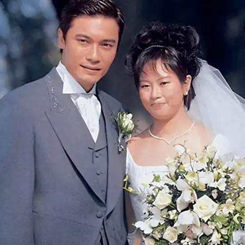 13年前,罗嘉良分手相爱28年的方敏仪,转身娶了苏岩