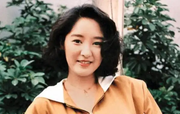 香港著名演员雪梨就是其中之一.